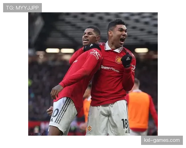 拉什福德灵活走位激活曼联攻防体系，状态出色成关键先生