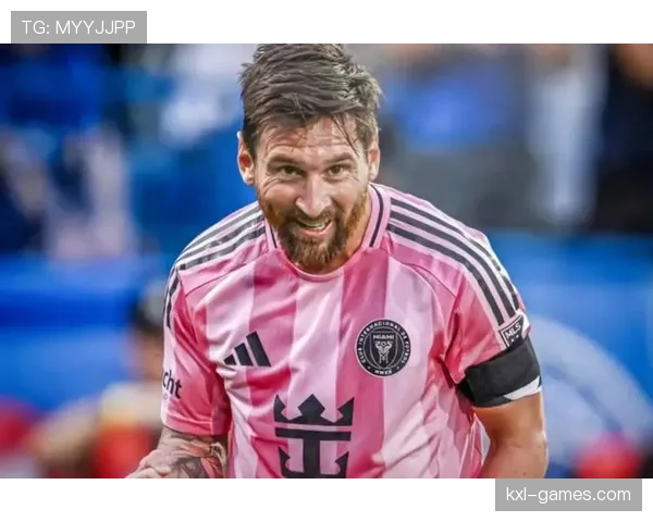 梅西持续闪耀赛场，世界足球明星榜再登顶引热议