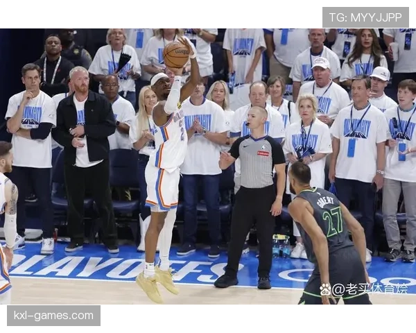 多特蒙德防守体系不稳定性加剧,失误频发已对争冠形势产生影响 多特蒙德防守体系不稳定性加剧,失误频发已对争冠形势产生影响