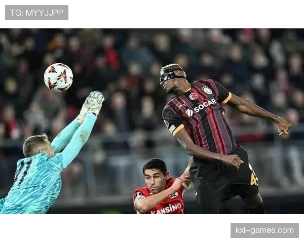 奥斯梅恩生涯荣誉解析：意甲冠军与金靴含金量